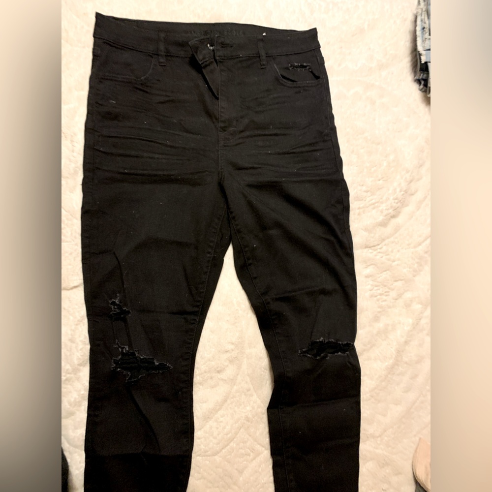16 R. Black. Brand: American Eagle highrise skinny jeans